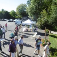 Le lavoir et parking de la Mairie